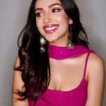 Sahher Bambba Instagram - ✨✨ . . . Clicked by : @ohmygosh_joe Hair : @vithikajaiswal Wearing : @saaya.thelabel