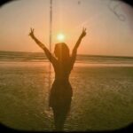 Sahher Bambba Instagram - Life lately 🌅🐶⛪️🏝️🎥 💇🏻‍♀️
