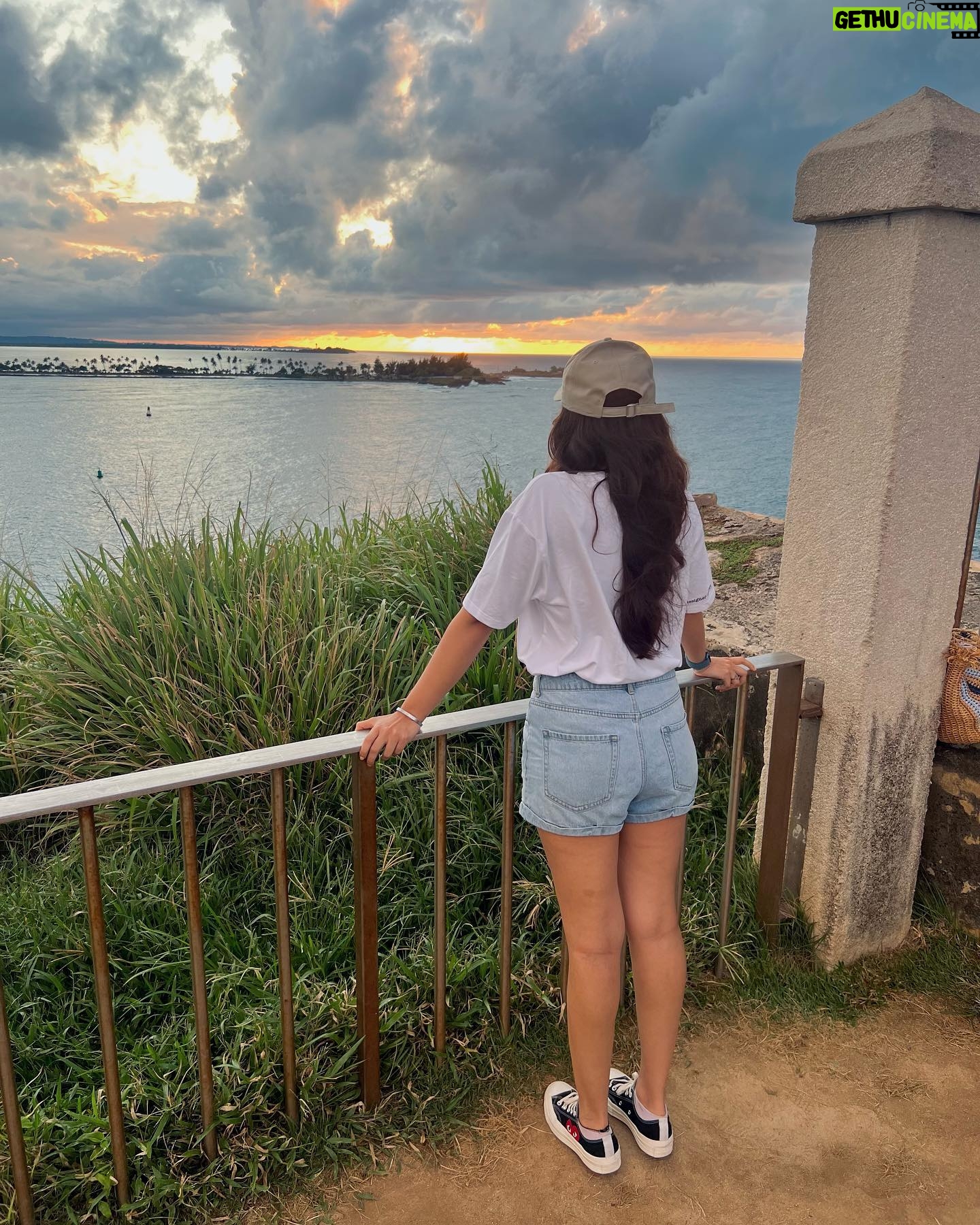 Sahiba Bali Instagram - Traveling Puer to-Rica thodha kezual hai 🤙🏼