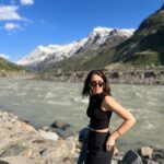 Sahiba Bali Instagram - Me when I heard Ronaldo once peed here. #iykyk #sissu