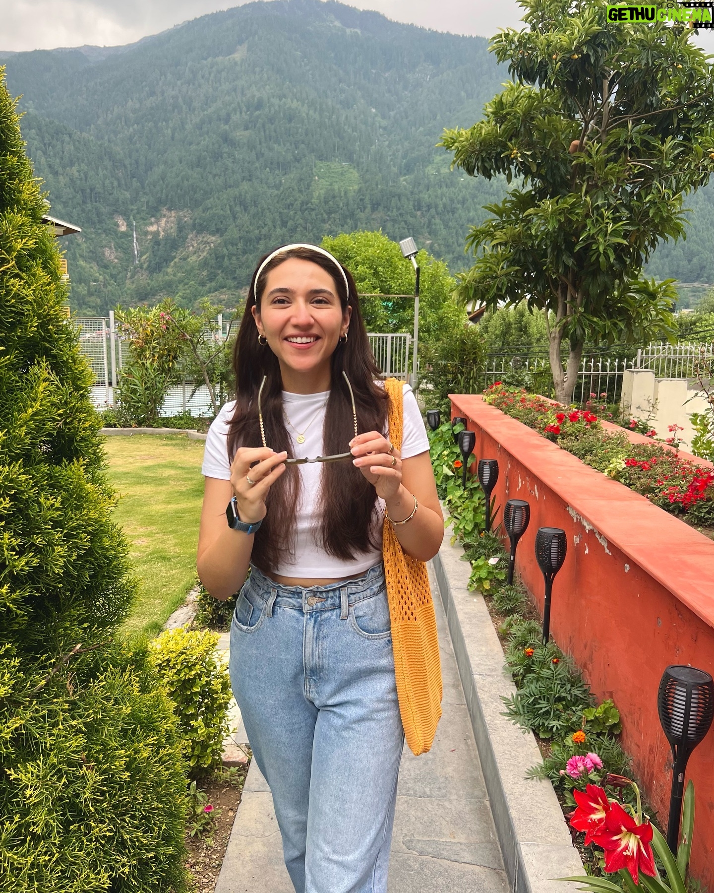 Sahiba Bali Instagram - My choice of place & men, both must be hilly-areas 🏔🤭 #hilarious