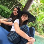 Sahiba Bali Instagram – Just my world showing me the world 🫶🏼🗺 
@sujatasonibalii love youuu.