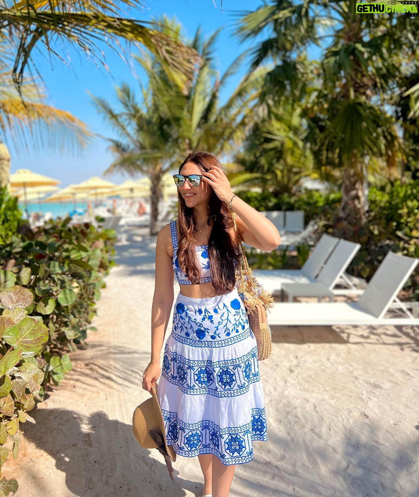 Sahiba Bali Instagram - You’re looking at photos-ynthesis ☀️