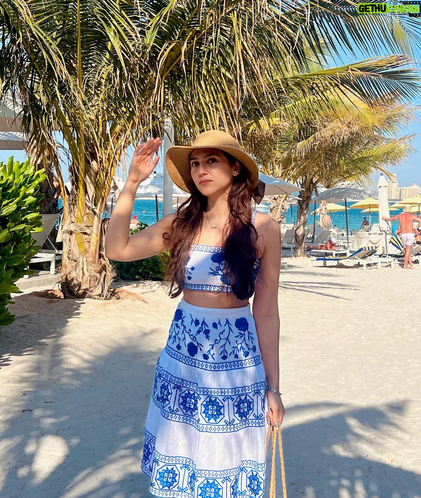 Sahiba Bali Instagram - You’re looking at photos-ynthesis ☀️