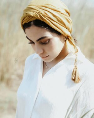 Sahra Asadollahi Instagram - زندگی چیه به جز تلو تلو خوردن بین رنج و امید!!!!
Photo:@neginnosratiii💫💚