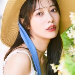 Saito Yuri Instagram - 帽子がこの時のコーデはめちゃくちゃ ポイントになってるから海外とかリゾート地帯で 被るのが絶対おすすめ！ ⁡ 顔の日焼け対策もばっちりにしてくれるから 夏は重宝するよ〜♡♡♡ 写真撮る時も凄く映えるし可愛い☺️🩷 ⁡ _____ ⁡ dress...@and.couture hat...@elendeek choker bangle...@anemone_official sandal...@31sonddemode _____ ⁡ #今日の服 #今日のコーデ #ゆったんコーデ #斉藤優里 #ゆったん