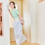 Saito Yuri Instagram - めちゃくちゃスカートの個性が強くて インパクトあって可愛い〜🪄✨ タイトスカートはやっぱり女の子らしさも 出してくれるしテンションあがるな♡♡♡ ⁡ そして9/10に行われる JAICO JAPAN IDOL CONNECT なのですが特典会(チェキ)が皆さんのおかげで 無事、完売することが出来ました🤍 本当にありがとうございます！！！ ⁡ 今回はあくまでもJAICOの特典会なので 特典会のみの参加というのは出来ないのですが 他の方もチェキ撮りたいっと言って下さって 嬉しかったです♡ ⁡ ただ #PALETULLE としてアイドルしている 私のパフォーマンスしている姿も 見て頂きたいなと思っております🥺 今回は直前の発表で中々お時間とれない中 だったりしたのですが１０月にも発表されている フェスにも沢山の方が来てくれたら嬉しいなと 思っています〜！！！ ⁡ 9/10も来れる方はピンク×ホワイトの サイリウムふってくれたら嬉しいな💖🤍 ⁡ _____ ⁡ cutsew...@lily_brown_official skirt...@maisonspecial_women pierce...@mimi33_official bracelet... @ten.____ sandal bag...@31sonsdemode _____ ⁡ #今日の服 #今日のコーデ #ゆったんコーデ #斉藤優里 #ゆったん