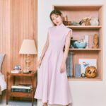 Saito Yuri Instagram - 最近の投稿を友達に可愛いって 言ってもらえて嬉しいです〜♡♡♡ ⁡ 最近の投稿は同性の方が参考にしやすい投稿などを 心がけていたりするからファッション、メイクなど そう言ってもらえると沢山投稿を続けているかいが あって良かったなと思えます🛁✨ ⁡ 今回のワンピースも素材は凄く着やすいのに形が 綺麗な雰囲気なので見た目よりも楽ちんに着れます！ 絶対このワンピースは友達とカフェ行く時に めちゃめちゃ映えると思うな💖 ⁡ _____ ⁡ dress...@celford_official pierce...@miina.gems ring bangle...@ten.____ @scat.official sandal...@dianashoespress _____ ⁡ #今日の服 #今日のコーデ #ゆったんコーデ #斉藤優里 #ゆったん