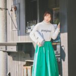 Saito Yuri Instagram - 今回のコーデが可愛いと思ったら 「❤️」でコメントください！ ⁡ お洋服実はカジュアルなのも大好きなんです 今回はそんな雰囲気を感じとってもらえる ような写真が多めです♡♡♡ 作ってない顔の写真多め笑 ⁡ 今回の服も全部"今"発売されてる服を選んだので ぜひ参考にしてみて下さい！ ⁡ カジュアルな服だけどパールのアイテムを あわせることによってカジュアルに なりすぎない感じ大好き🤍🤍🤍 タートルネックだから首元はすっきりぎみにして 髪の毛は低めで結んであります！！！ ⁡ こっちのが小顔に見えるので...🥹🥹🥹 ⁡ コメントも沢山お待ちしております♡♡♡ ⁡ ——— ⁡ knit…. @apuweiser_official cat sew...@lilliancarat_official skirt…@jillstuart.jp bag... @dianashoespress necklace...@__ripsalis__ pierce... @hemca_official ⁡ ——— ⁡ #今日の服 #今日のコーデ #ゆったんコーデ #斉藤優里 #ゆったん