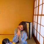 Saki Aibu Instagram - G.Wは一泊2日の旅行に行きました！ なぜか娘にぶりっ子してた母🥶 本日I.M.A配信です🌸今回は今までの質問や娘のイヤイヤ期のことなど話しています☺️