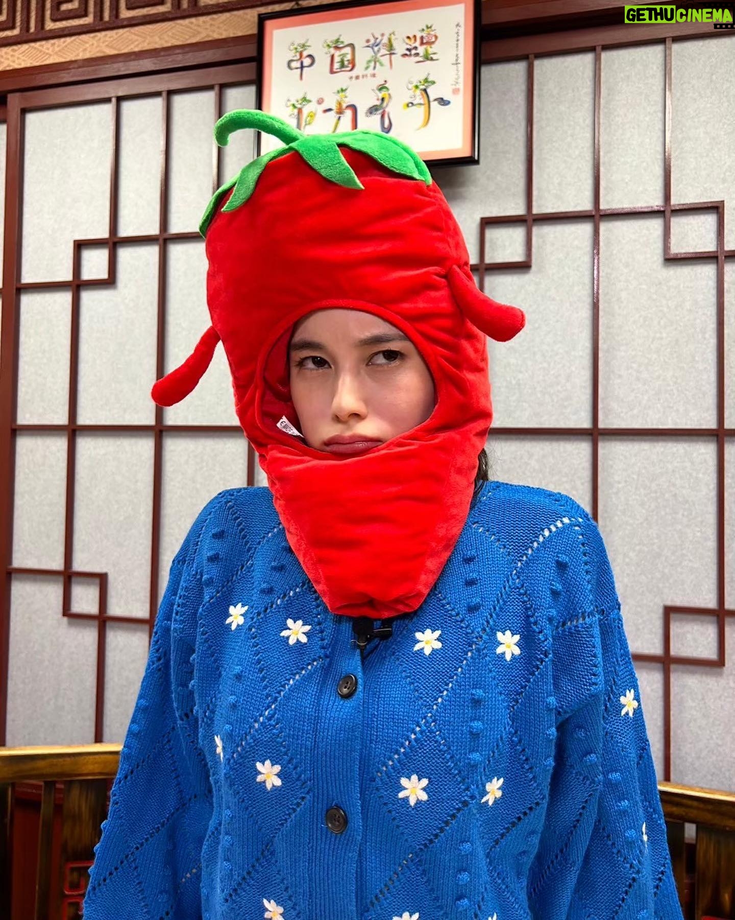 Sakurako Okubo Instagram - 辛ウマい飯見てくれたかな🌶️ 現場の皆さんが面白くて暖かくてとても楽しいロケでした。 そんな撮影風景がYouTubeにアップされているのでそちらも是非見てみてね。 #BS日テレ #辛ウマい飯