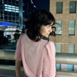 Sakurako Okubo Instagram – 初パーマしてみました。
そのままでも可愛いしセットも楽になった嬉しい🦖
おやすみなさいです。
#アンニュイパーマ
@sato_yamagishi
@kaze_tokyo_daikanyama