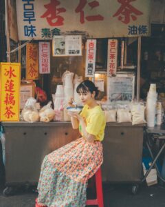 Sakurako Okubo Instagram - お知らせです。 7月20日に3rd写真集がKADOKAWAさんから発売させていただきます。本日の18時から予約開始です。 発売イベントも大阪と東京であるみたいなので 是非遊びにきてね🫶 7月22日(土) 大阪・TSUTAYA 戎橋　13時〜（予定） 7月23日(日) 東京・書泉グランデ 　12時〜（予定） よろしくお願いします！