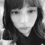 Sakurako Okubo Instagram – 初パーマしてみました。
そのままでも可愛いしセットも楽になった嬉しい🦖
おやすみなさいです。
#アンニュイパーマ 
@sato_yamagishi 
@kaze_tokyo_daikanyama