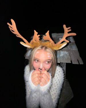 Salem Ilese Instagram - oh deer !!
