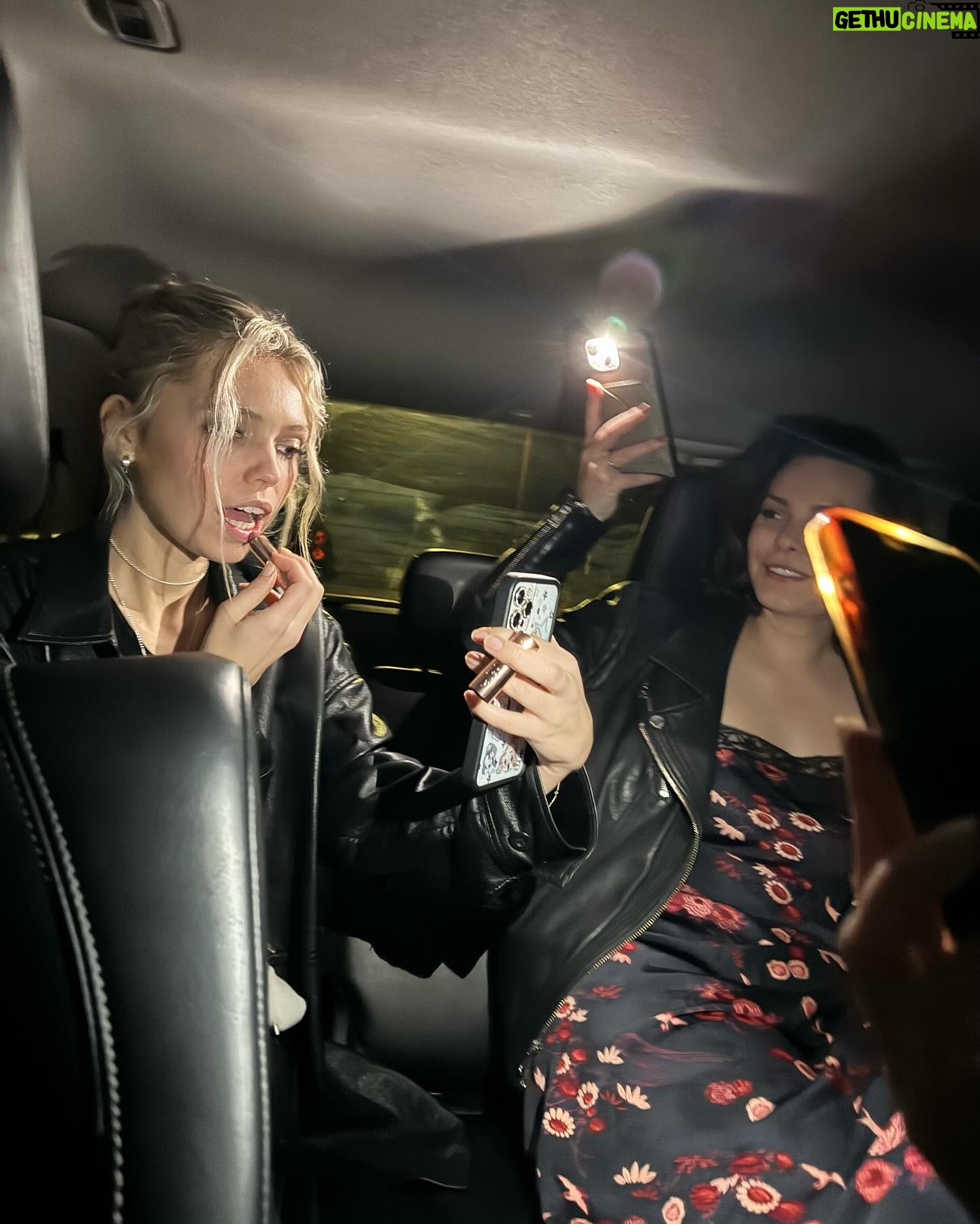 Salem Ilese Instagram - (they’re blue light glasses don’t tell anyone tho)