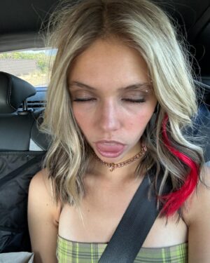 Salem Ilese Instagram - a lovely vampire weekend