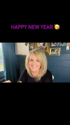 Sally Lindsay Instagram - The story continues! Don’t miss it 👍🏻This Thursday 5th on channel5_tv at 9pm @saffroncherrytv @clapperboard_st  @acorn_tv #murdermystery #sunshine