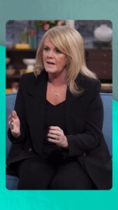 Actress Sally Lindsay HD Instagram Photos and Wallpapers June 2024