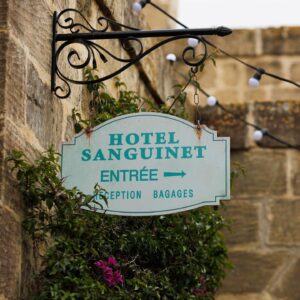 Sally Lindsay Instagram - It wouldn’t be Christmas without The Madame Blanc Mysteries.

We are delighted to share our Christmas special will air on Friday 22nd December at 9pm on @channel5_tv!

As Sainte Victoire prepares for the holidays, Judith and Jeremy invite Jean, Dom, Caron and Gloria to the spooky Hotel Sanguinet for a murder mystery night. What could possibly go wrong?

#TheMadameBlancMysteries #TV #Drama #My5 #Channel5