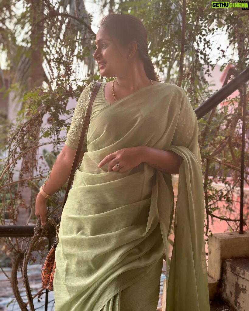 Actress Salma Arun HD Instagram Photos And Wallpapers June 2024 Gethu actress-salma-arun-hd-instagram-photos-and-wallpapers-june-2024-gethu