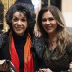Salma Almasri 2 Instagram - #salmaalmasri#damascus#syria#syrianactress#actress#tv#series#fans#dubai#dxb#dubai#lebanon# Egypt# Libya#uae#love#سلمى_المصري #دمشق#سوريا#ياسمينة_الشام #ممثلة ست الكل ايقونة الكوميديا سامية جزائري الله يحميكي ويعطيكي الصحة