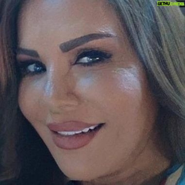 Salma Almasri 2 Instagram - #salmaalmasri#damascus#syria#syrianactress#actress#tv#series#fans#dubai#dxb#dubai#lebanon# Egypt# Libya#uae#love#سلمى_المصري #دمشق#سوريا#ياسمينة_الشام #ممثلة اشتقتلكم ياحبايب