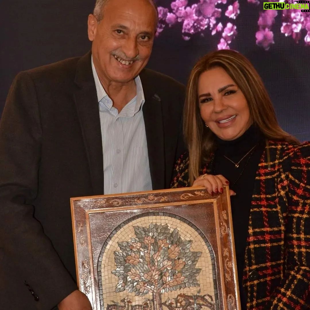 Salma Almasri 2 - 5.6K Likes - شكرا لجمعية حماية الأسرة والطفولة الاردنية في إربد
ورئيس مجلس إدارتها السيد كاظم الكفيري على الاستضافة والتكريم