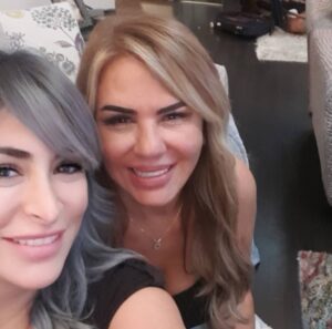 Salma Almasri 2 Instagram - دمدومتي وبنوتي ورفيقتي كل عام وإنت احلى واحن واطيب إم بالدنية العمر كله صحة وسعادة ومزيد من النجاح والتالق وتضلي نجمة مضوية حياتنا وحياة كل اللي بحبوكي#salma#salmaalmasri#salm_almasri#damascus#syria#syrianactress#actress#tv#series#fan#fans#dubai#dxb#mydubai#abudhabi#uae#love#سلمى#سلمى_المصري#دمشق#سوريا#ياسمينة_الشام #ممثلة