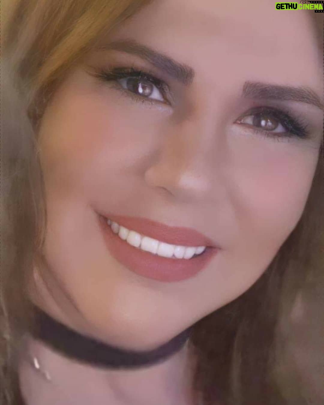 Salma Almasri 2 - 6.7K Likes - #salma#salmaalmasri#salm_almasri#damascus#syria#syrianactress#actress#tv#series#fan#fans#dubai#dxb#mydubai#abudhabi#uae#love#سلمى#سلمى_المصري#دمشق#سوريا#ياسمينة_الشام #ممثلة
احلى صباح ومسا لحبايبي الغاليين