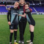 Sam Mewis Instagram - this trio >>
