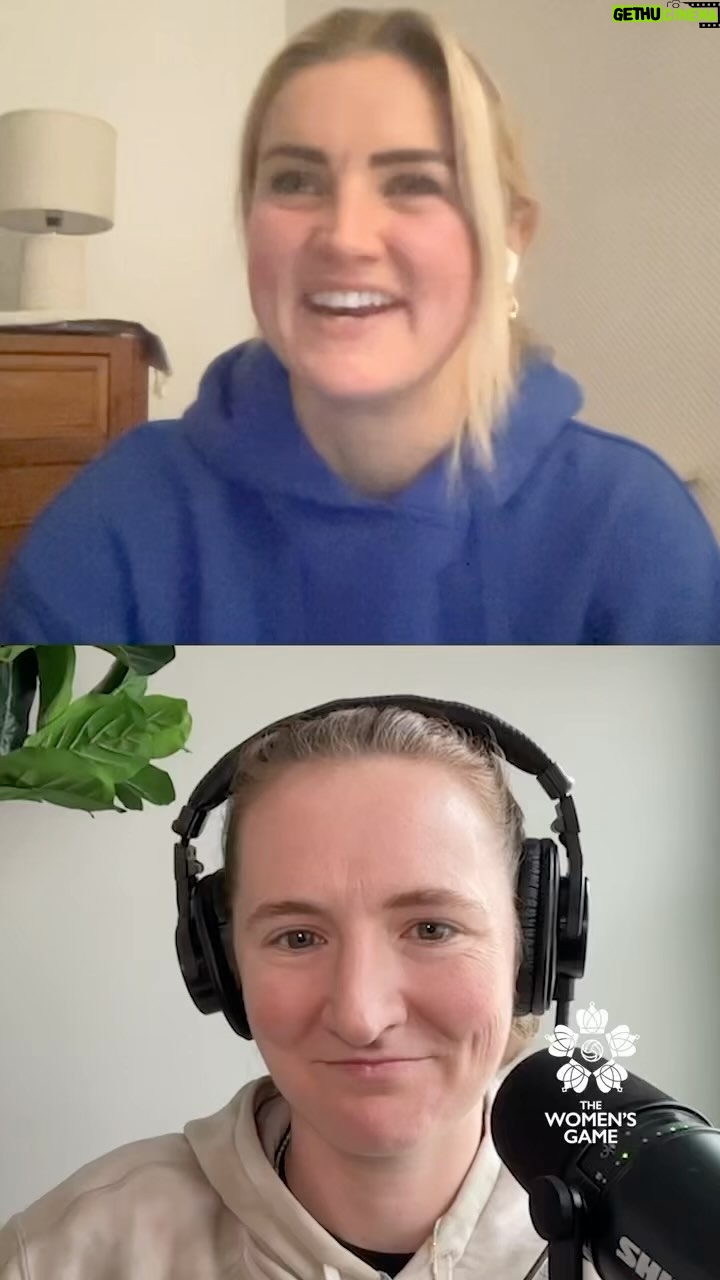 Sam Mewis Instagram - USWNT and Olympic Lyonnais midfielder Lindsey Horan tells Sam how she was able to move on so quickly from THAT moment with club teammate Daniëlle van de Donk at last summer’s World Cup. 🏊♀️🤣 🎧The Women’s Game with Lindsey Horan, available now wherever you get your pods.