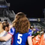 Sam Mewis Instagram - The Tower of Power got her flowers 💐 #ForTheLove