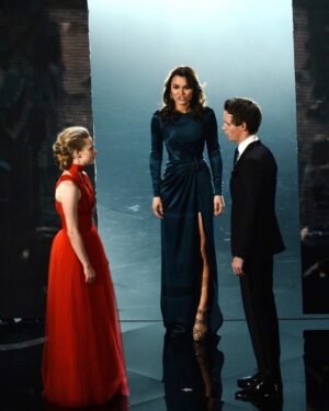 Samantha Barks Instagram - Can’t believe it’s been 10 years since we performed at the #oscars !!! 🤯