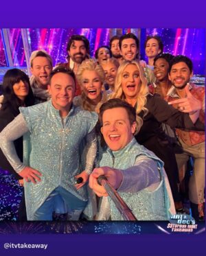 Samantha Barks Instagram - I had SO much fun performing ‘Let it go’ with @antanddec on @itvtakeaway 🥶❄️ thanks for having me guys!! 💙  @stephenmulhern @daisymaycooper @claudiawinkle & Our amazing @frozenlondon cast ❄️❄️❄️