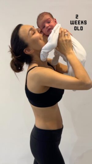 Samantha Barks Instagram - 10 glorious months with you my little Rafael ❤️
#newborn #bumppic #bump