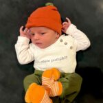 Samantha Barks Instagram - Happy Halloween from my little pumpkin Rafael 🎃🥰