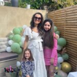 Samantha Barks Instagram - Family time ❤️ I have had such a lovely few days of quality time with the fam! Here are a few highlights!! Beautiful lunch thanks to @beachblanketbabylon (highlight was one of the best brownies I have ever tasted 😍) thank you so much for having us ❤️ #gifted @jayjayprofficial LEGOLAND - I had never been before and was so excited to take my family and we had such a brilliant time! So much to do and see, lots of shows and rides and Rosie had the BEST time!! #legolandwindsor #gifted @legolandwindsor ❤️ Baby shower - My family went to so much thought and effort to make it all so magical and it truly was!! It was so lovely to celebrate with all my loved ones 👶🏻❤️ #family #babyshower