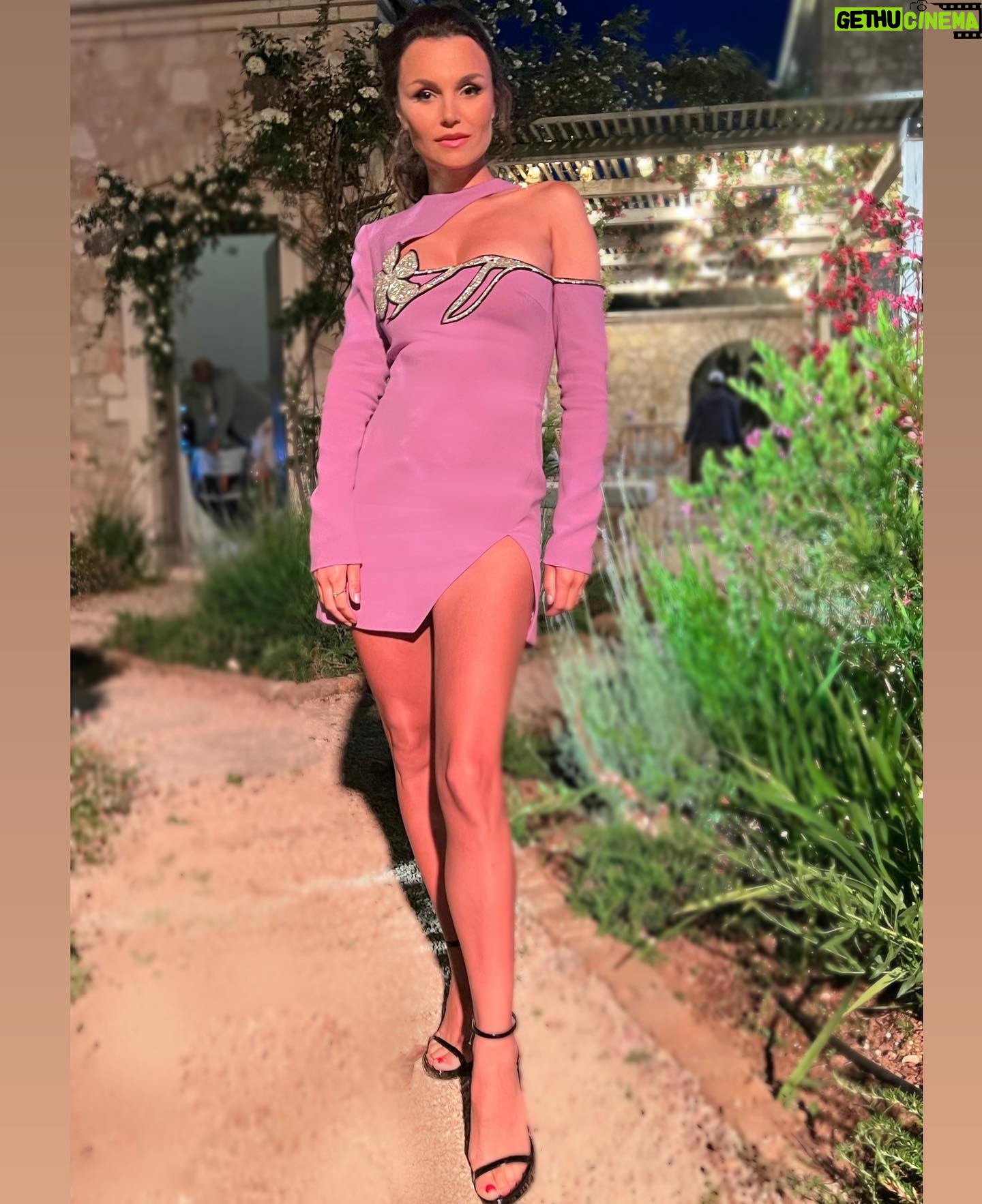 Samantha Barks Instagram - Tune in tonight at 6.30 @itv and vote for you favourite Sophie and Sky!! @mammamiadreamtv Make up - @marcosgmakeup Hair - @meganmarshallhair Styling - @karl_willett