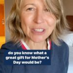 Samantha Brown Instagram - Mother’s Day is May 12th, plan wisely my friends! #mothersday #motherdaygift