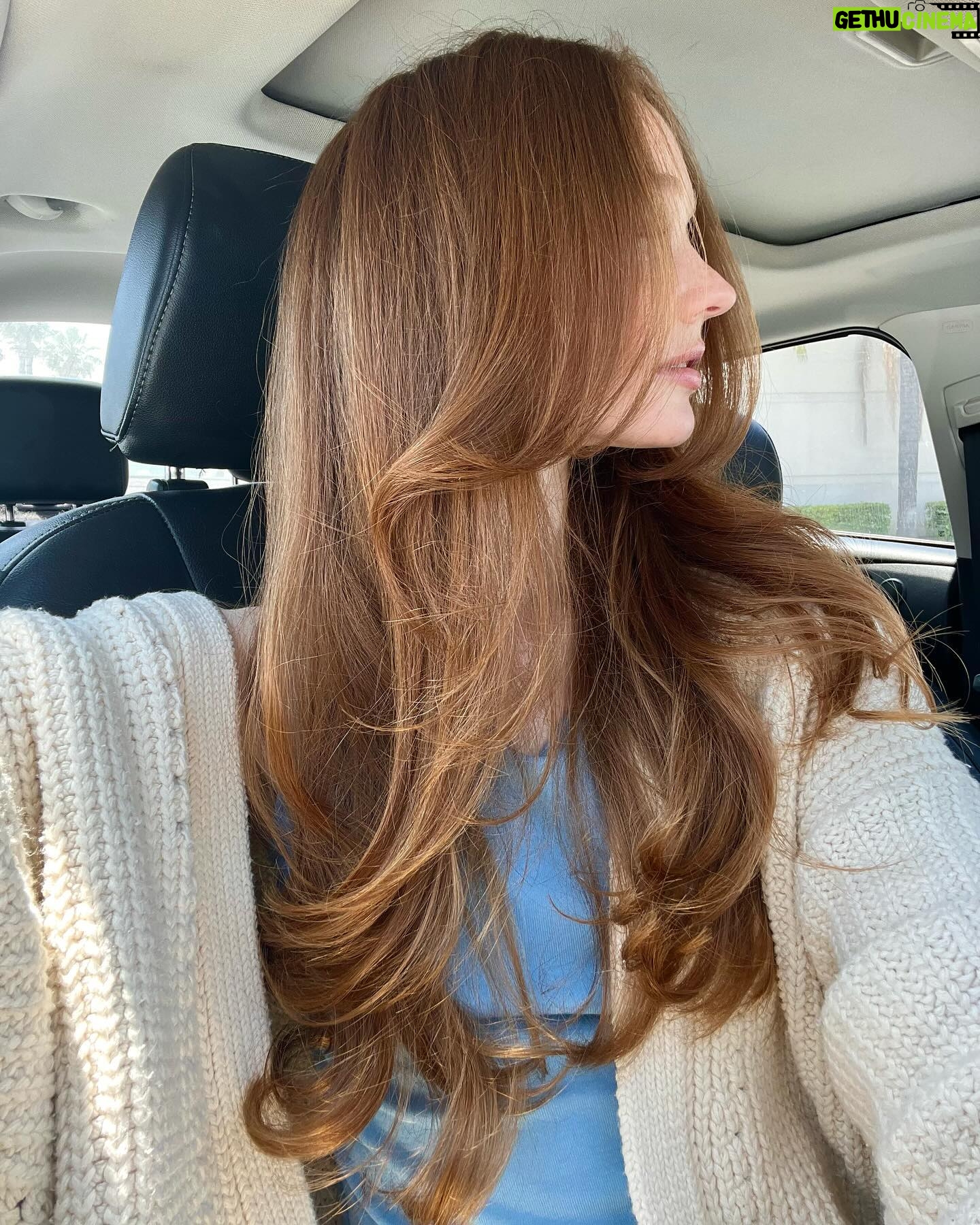 Samantha Cormier Instagram - fresh out the salon selfie dump hair by @andreadothathair 👩🏻🦰