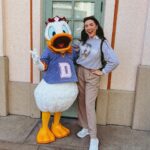 Samantha Fekete Instagram - listen I love a meet & greet