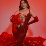 Samantha Fekete Instagram - have yourself a merry little christmas, alright? I hope you have a Christmas where you can find moments of peace, joy, and love, no matter how small those moments may be. 🤍