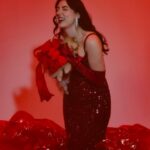 Samantha Fekete Instagram - have yourself a merry little christmas, alright? I hope you have a Christmas where you can find moments of peace, joy, and love, no matter how small those moments may be. 🤍