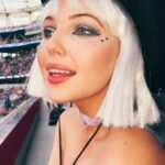 Samantha Hanratty Instagram - Before Taylor vs After Taylor BEST NIGHT EVER♥️ so much love to the @lovewellness family! Not only do you make me feel/look so good but you made me feel like a queen last night! #taylorswift #erastour #lovewellness