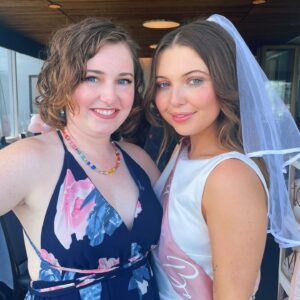 Samantha Hanratty Instagram - Bride to be!! Had the best time with my loved ones celebrating my bridal shower!! I’m a very lucky girl♥️👰🏼‍♀️

#bridetobe #bridalshower