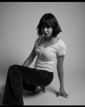 Samantha Lorraine Instagram - Just a poser 🤷‍♀️ 
@giginewtonn #incredible #photographer #summercamp
