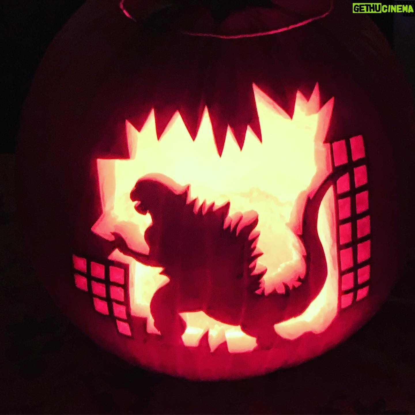 Samantha Morton - 8.8K Likes - Happy Pumpkin day 🎃
From Godzilla and Totoro (Bit of a Japanese pop culture theme going on this year)
#Halloween