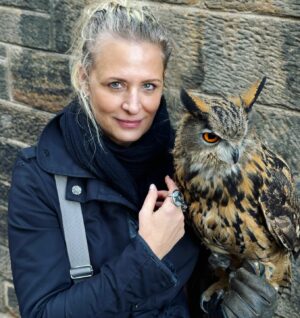 Samantha Smith Instagram - Edinburgh day 3: Beautfiul/Old/SUNNY! But more importantly, making friends with the locals. May or may not be ✨making plans✨