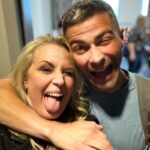 Samantha Smith Instagram - This was Saturday 💃🏼🕺🏻 #HowManyFriendsCanYouAccostWithoutChangingYourExpression (4. Apparently the answer is 4.)